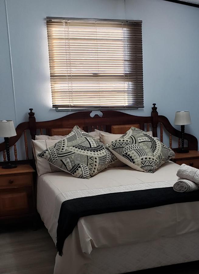 Nadine'S Self-Catering Accommodation Stormsrivier Ngoại thất bức ảnh