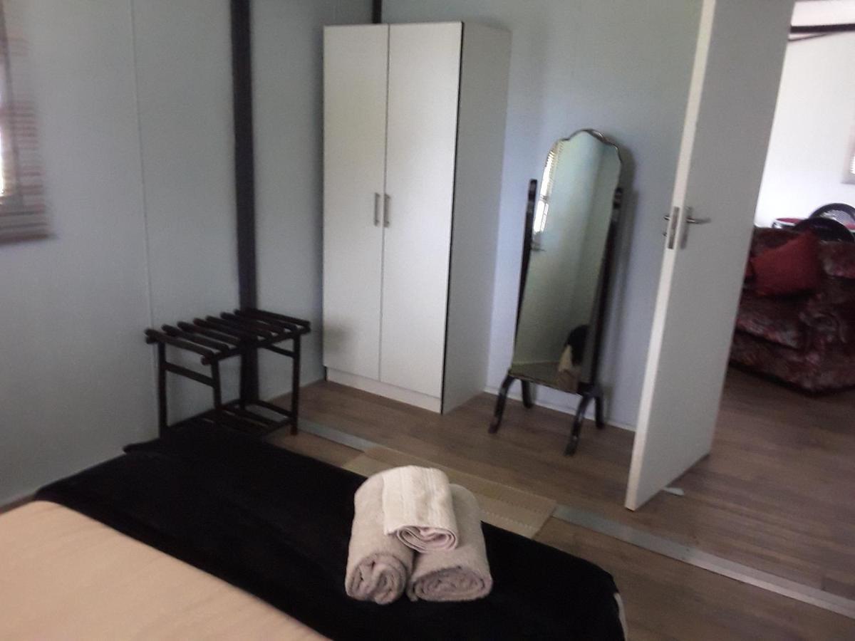 Nadine'S Self-Catering Accommodation Stormsrivier Ngoại thất bức ảnh